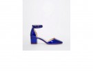 Pumps di vernice blu