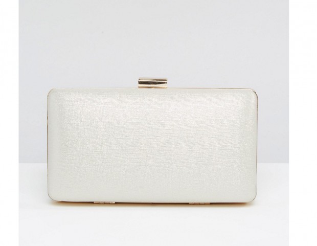 Clutch color champagne