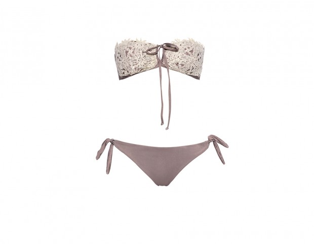 Con ricamo crochet