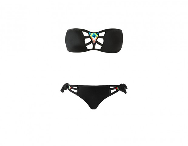 Con dettagli cut-out