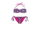 A fantasia con laccetti sugli slip