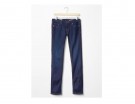 Jeans con gamba “straight”