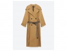 Trench lungo con cintura a righe