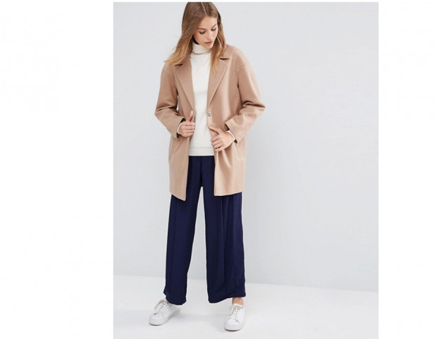 Cappotto beige modello oversize