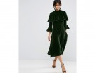 Midi dress con maniche svasate
