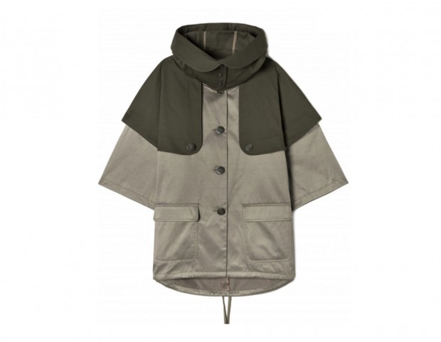 In cotone e nylon, in stile cappa