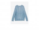 In maglia a trecce
