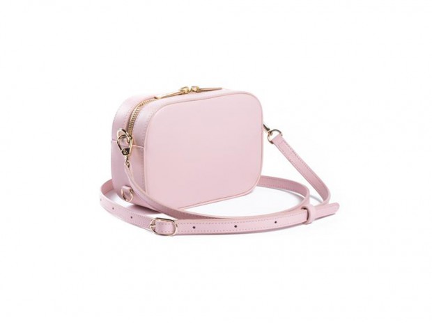 Personalizzabile con diverse tracolle e charms