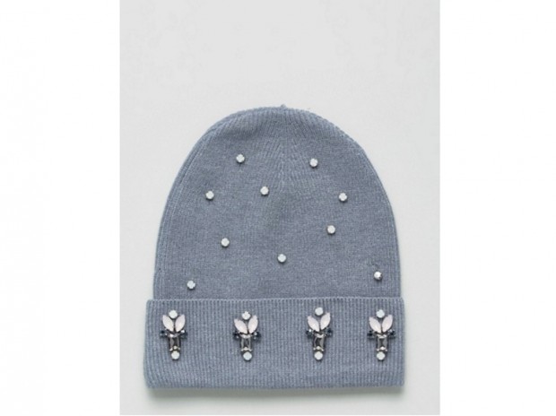 Beanie con applicazioni