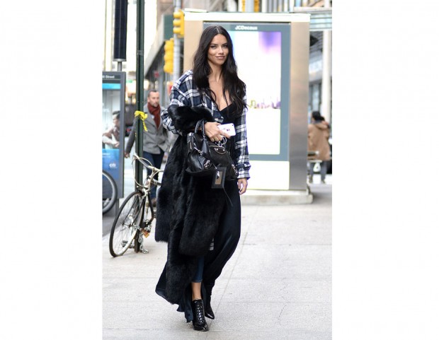 La “veterana” Adriana Lima
