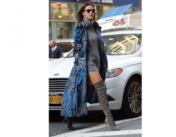 Come la brasiliana  Alessandra Ambrosio