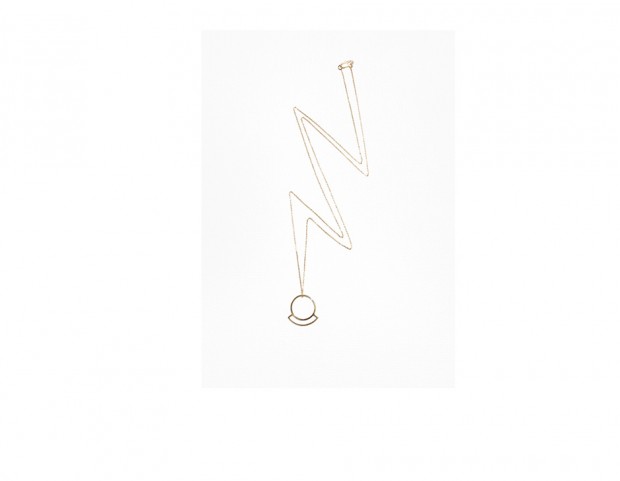 Collana dorata con charm