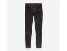 Jeans skinny con stelle ricamate