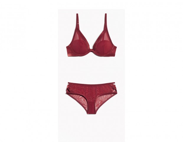 Completo in velluto e tulle con dettagli cut-out