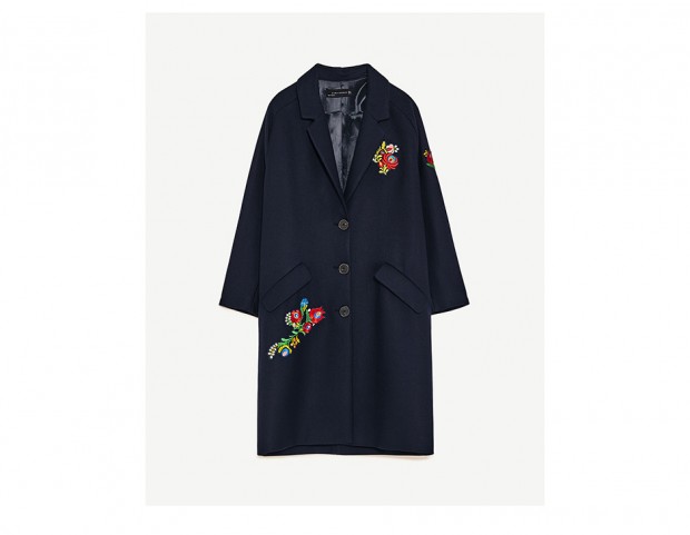 Cappotto con ricami floreali