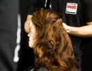 L’hair styling curato da Tony&Guy per Au Jour Le Jour vuole volumi naturali per un effetto da “giorno dopo”. Photo credit: Francesca Merlo