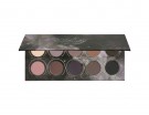 La palette Smoky di Zoeva contiene colori dalla texture vellutata perfetti per gli smokey eyes.