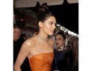 Chignon alto per Kendall Jenner.  (Photo credit: Getty Images)