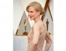 Nicole Kidman ha scelto uno chignon morbido, con crocchia bassa.  (Photo credit: Getty Images)