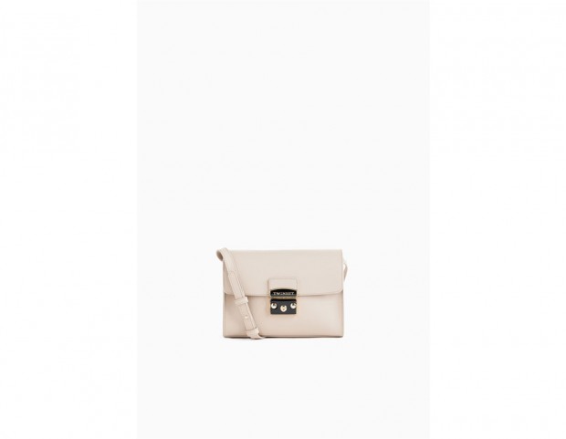 In pelle saffiano