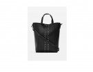 Tote bag di pelle con le borchie