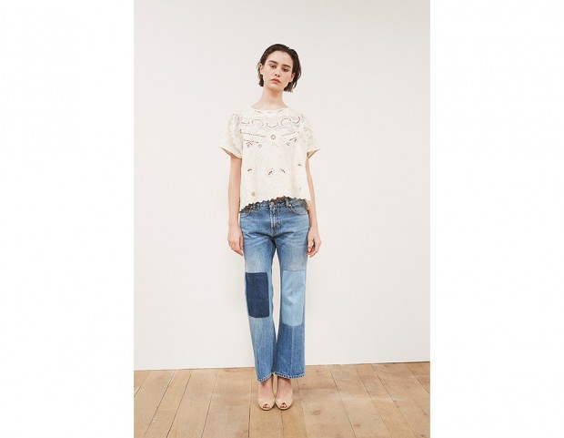 Blusa in pizzo ricamato Blusa in pizzo ricamato