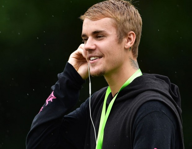 Dal 7 settembre nei negozi H&M arriva la capsule collection di Justin Bieber dedicata ai suoi tour (foto Getty Images)