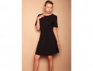 Abito dalla silhouette svasata con dettagli cut-out