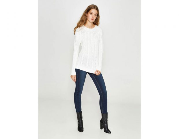 Pull girocollo lavorato