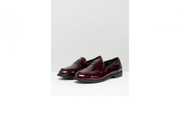 In vernice burgundy