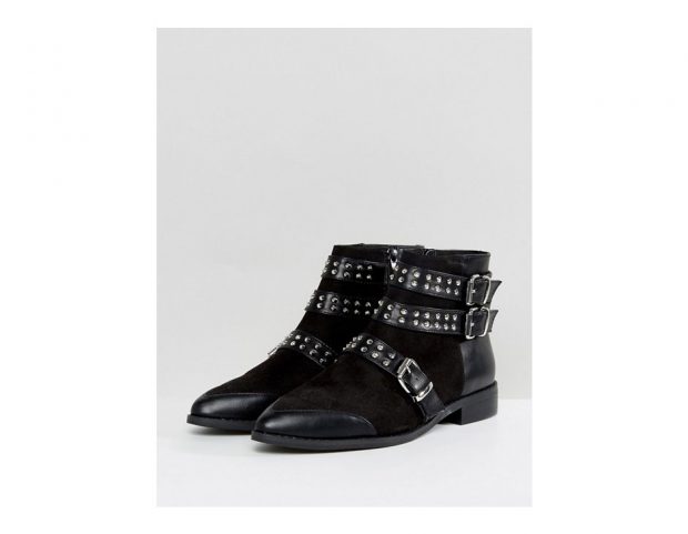 Con borchie Con borchie