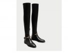 Stivali flat con catena dorata