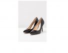 Pumps in vernice