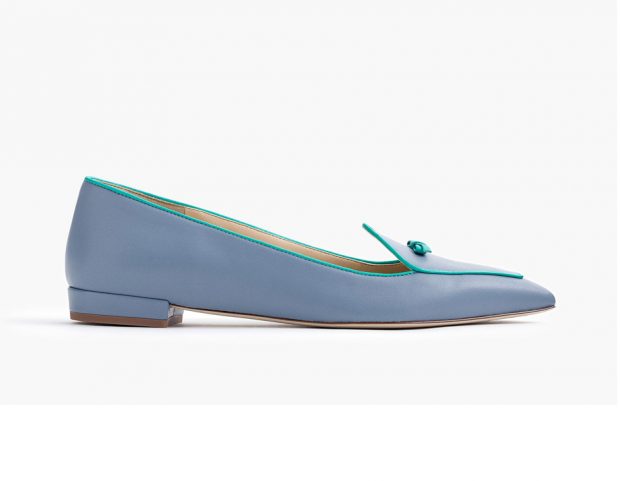 Loafer in pelle pastello con profilo a contrasto