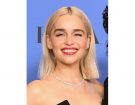 Blunt cut e riga centrale per Emilia Clarke.  (Photo credit: Getty Images)