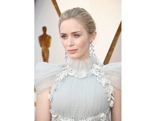 Beauty look romanticissimo per Emily Blunt. (Photo credit: Getty Images)