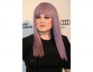 Kelly Osbourne e i suoi capelli iconici lilla. (Photo credit: Getty Images)