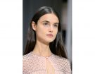 I capelli lisci della modella Blanca Padilla.