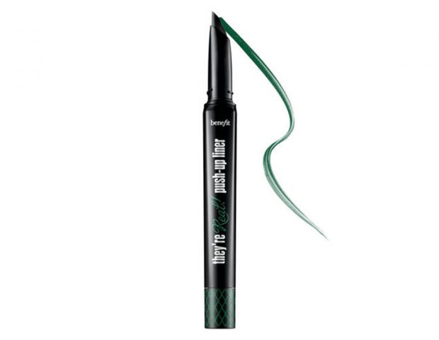 Eyeliner verde per occhi marroni