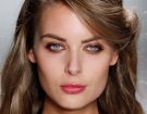 Smokey eyes rame su occhi azzurri. (Photo credit: Mondadori Photo)