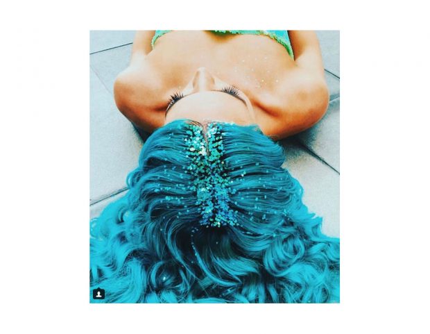 Turquoise hair. (Photo credit: Instagram @amysheppardpie)