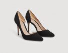 Pumps in suede