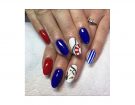 Tutti gli elementi dello stile nautico in una sola nail art. (Photo credit: instagram @agas_heavenlynails)