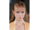 Trucco occhi realizzato solo con matite colorate blu e turchesi.