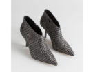 Stampa plaid con tacco a stiletto