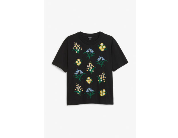 T-shirt oversize a fiori T-shirt oversize a fiori