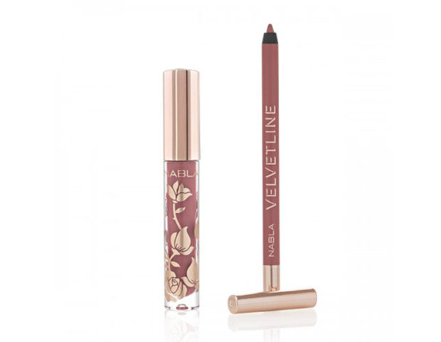 Kit con rossetto liquido e matita abbinata