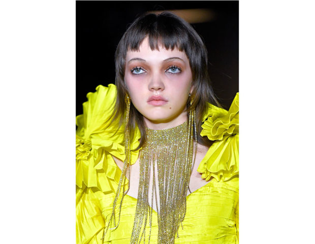 Frangia corta da Gucci.