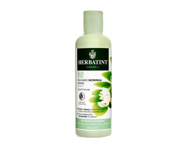 Arricchito con aloe vera e rosmarino,