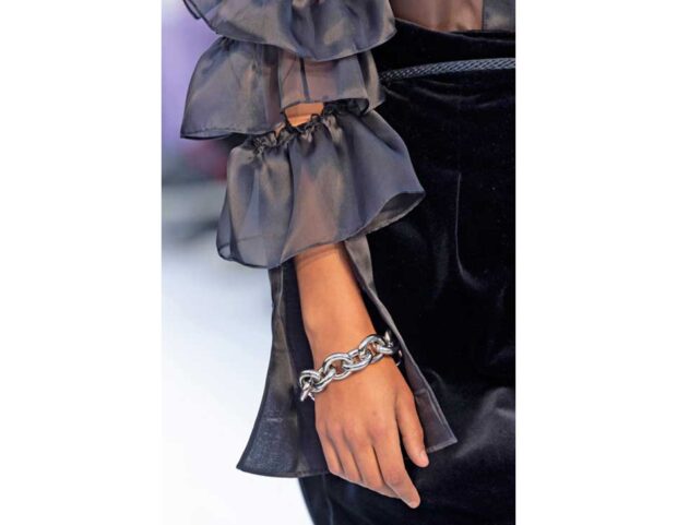 MAX-MARA-fw-20-21-bracciale